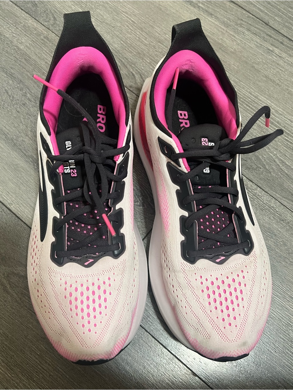 Brooks Women's Running Sneakers in Pink and Black - Picture 5 of 8